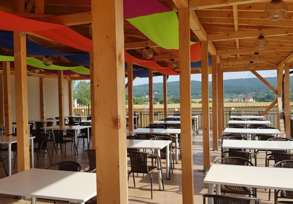 Летен релакс в Шкорпиловци: Нощувка с възможност за закуска и вечеря, от МДЛ Морски дюни, снимка 10