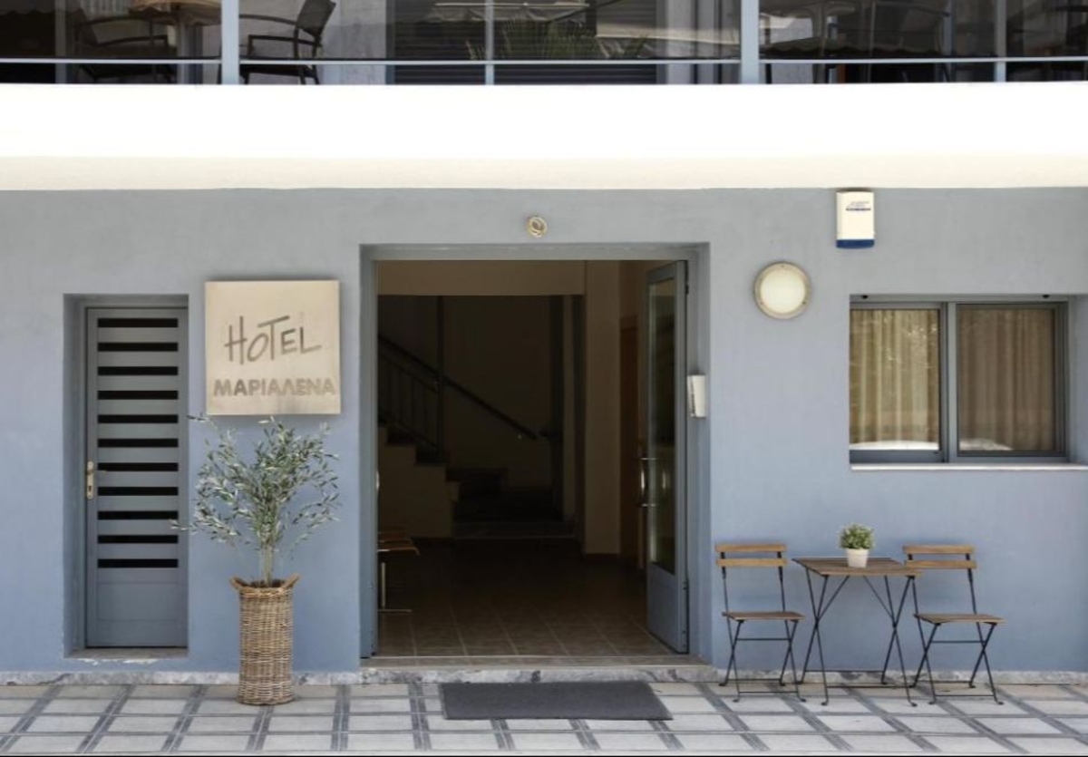 На метри от плажа в Коринос, Гърция: Нощувка на човек със закуска в Marialena Hotel, снимка 18