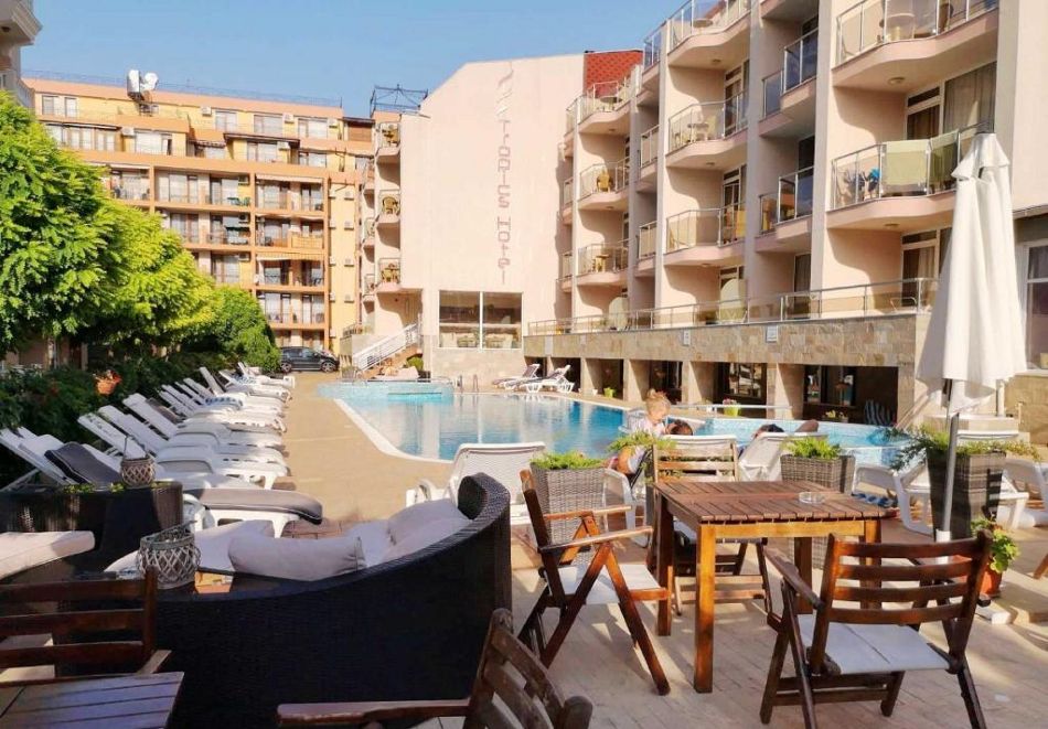 Хотел Тропикс & Венера, Свети Влас