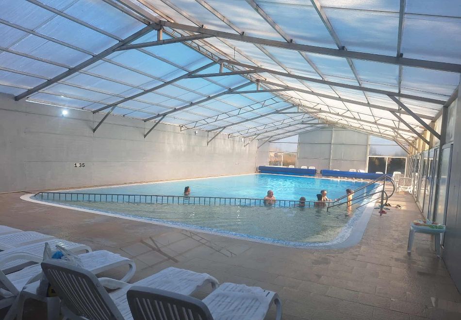 Релакс в с. Баня до Банско: Нощувка на човек със закуска и вечеря + закрит минерален басейн и релакс пакет в хотел Вита Спрингс, снимка 3