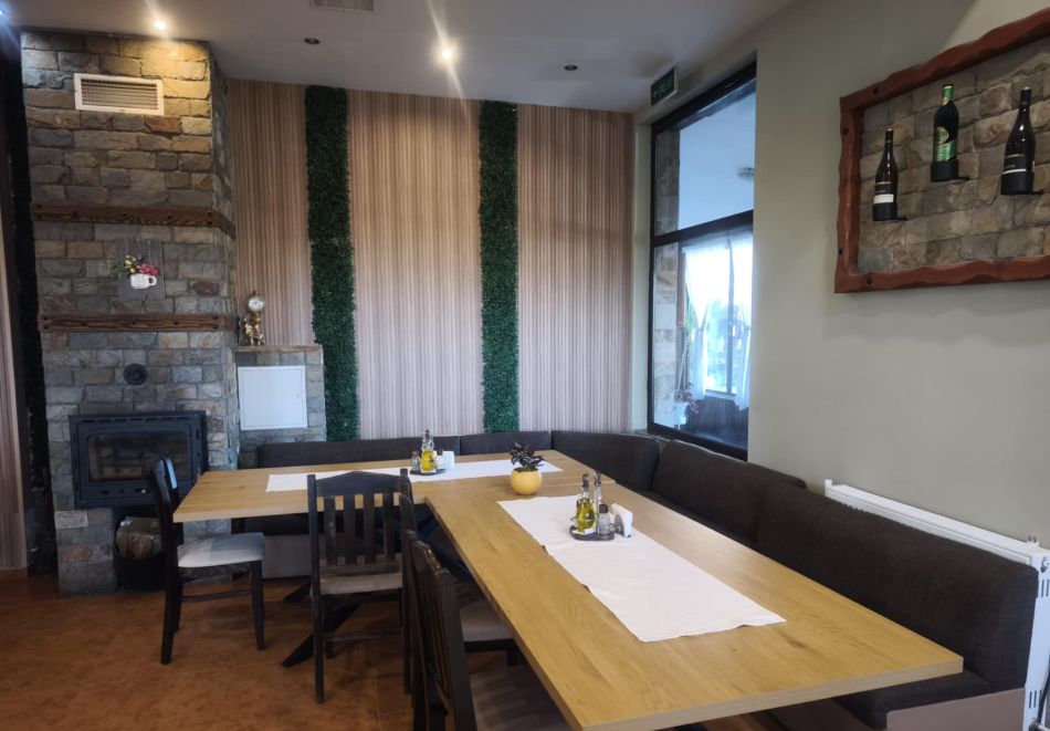 Релакс в с. Баня до Банско: Нощувка на човек със закуска и вечеря + закрит минерален басейн и релакс пакет в хотел Вита Спрингс, снимка 9