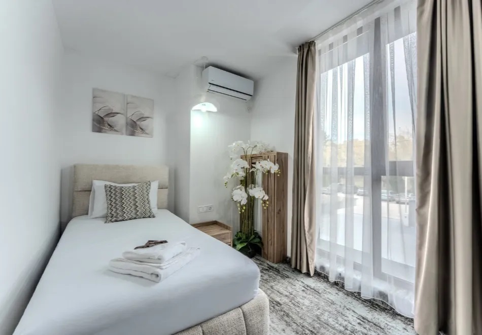 Релакс в Хасковски минерални бани: резервирайте в новооткрития хотел Стилатерм СПА 4*, нощувка на човек със закуска и вечеря + възможност за обяд и се насладете на 2 минерални басейни и релакс зона, снимка 16