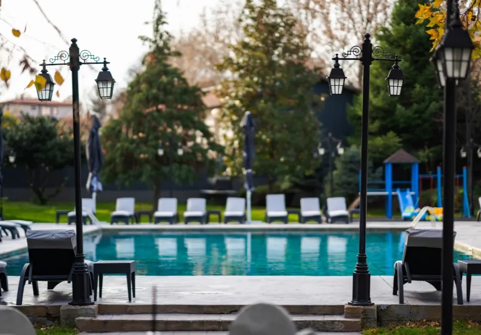 Релакс в Хасковски минерални бани: резервирайте в новооткрития хотел Стилатерм СПА 4*, нощувка на човек със закуска и вечеря + възможност за обяд и се насладете на 2 минерални басейни и релакс зона, снимка 3