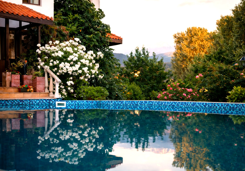 Почивка в Сандански: Нощувка на човек със закуска от Бутиков хотел Офир, снимка 16