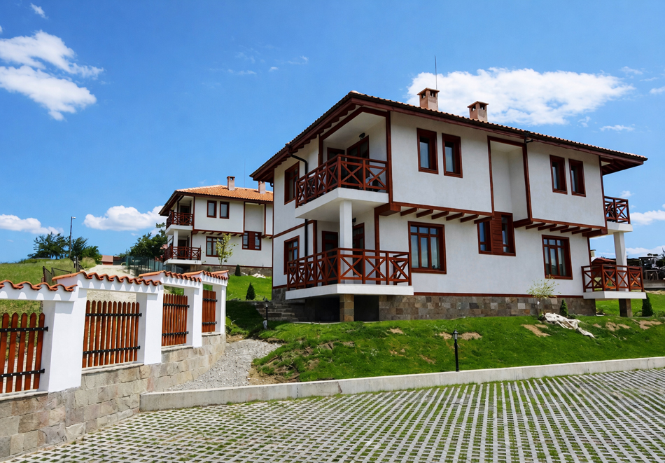 Къщи за гости Иванини къщи, Трявна