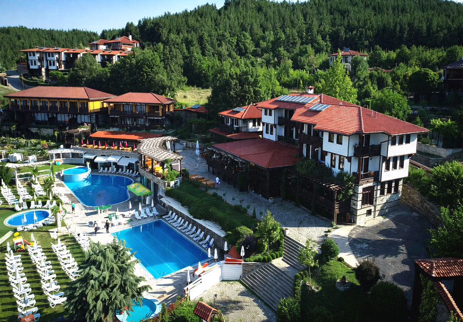 Хотелски комплекс Главатарски хан, с. Главатарци