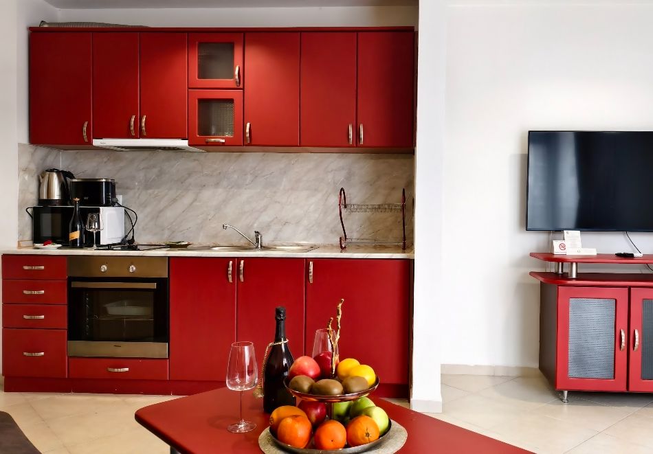 На ски в Банско: Нощувка на човек със закуска плюс възможност за вечеря в хотел Елегант Лукс, снимка 19