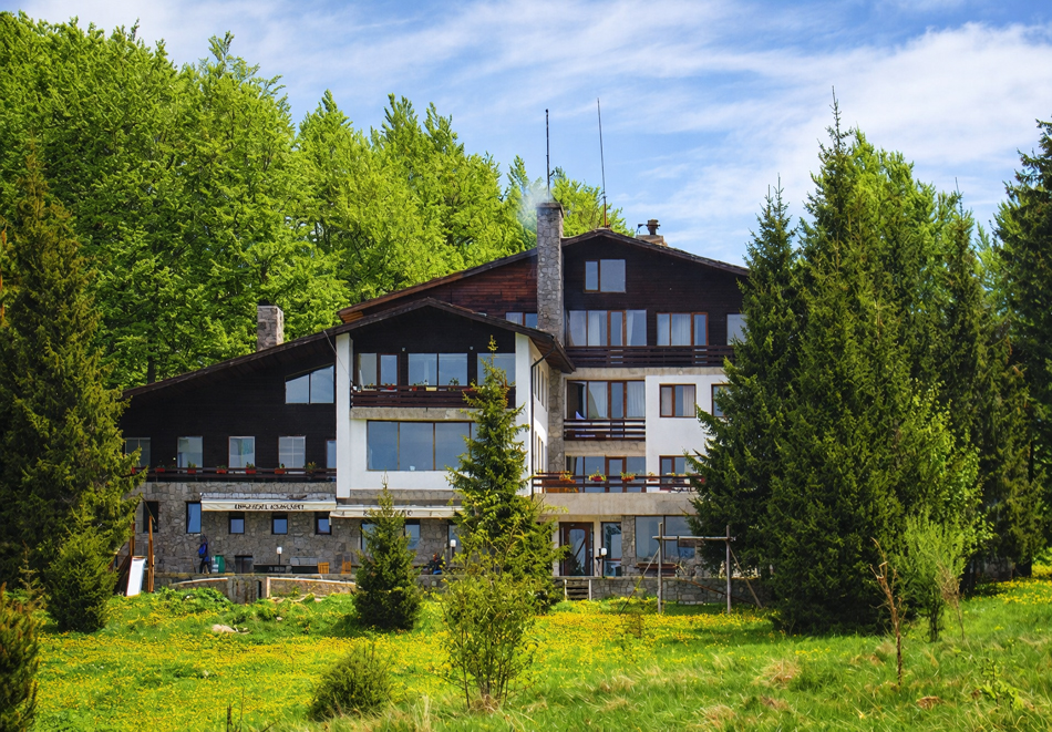 3-ти март до Габрово: 2 или 3 нощувки на човек със закуски и вечери + поход до Шипка от хотел Еделвайс, м. Узана, снимка 7