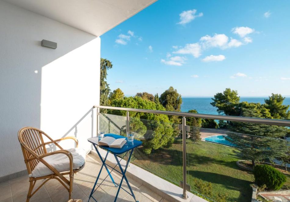 Canvas by Mitsis Alexander the Great, Криопиги, Гърция, снимка 4