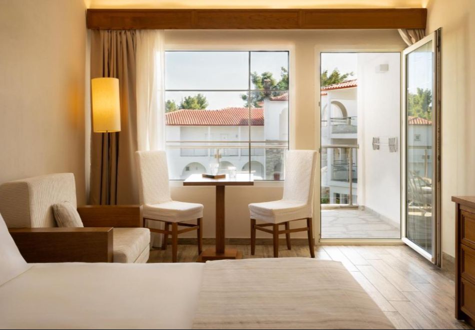 Canvas by Mitsis Alexander the Great, Криопиги, Гърция, снимка 9