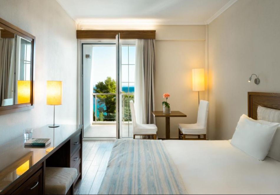 Canvas by Mitsis Alexander the Great, Криопиги, Гърция, снимка 3