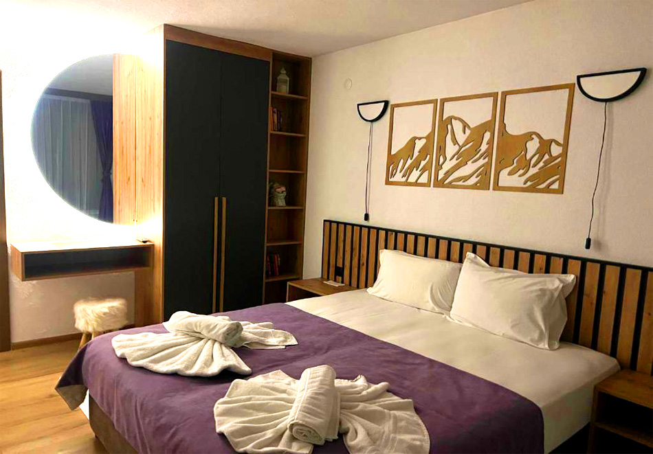 Почивка в Добринище: Нощувка на човек с опция за закуска от Къща за гости Рафе, снимка 7