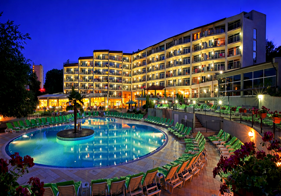 Почивка в Златни пясъци: Нощувка на човек на база All Inclusive + басейн от хотел Мадара****. Дете до 11.99г - БЕЗПЛАТНО!, снимка 2