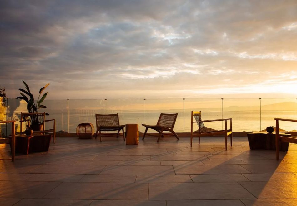 Великден на Халкидики, Гърция: 3 нощувки на човек със закуски, вечери + Великденски обяд с жива музика и танцов изпълнител в Domes Noruz Kassandra 5*, снимка 20