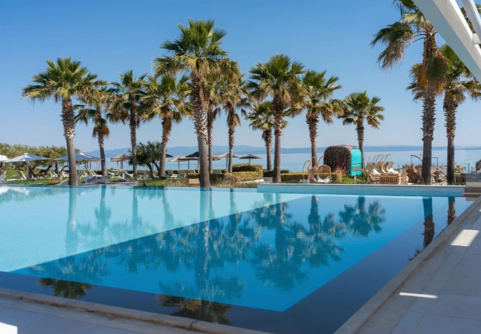 Великден на Халкидики, Гърция: 3 нощувки на човек със закуски, вечери + Великденски обяд с жива музика и танцов изпълнител в Domes Noruz Kassandra 5*, снимка 4