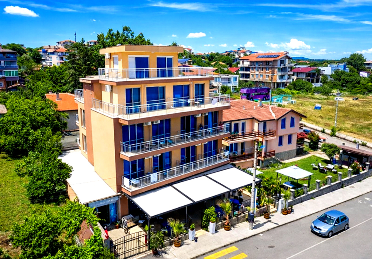 Хотел Афродита, Синеморец