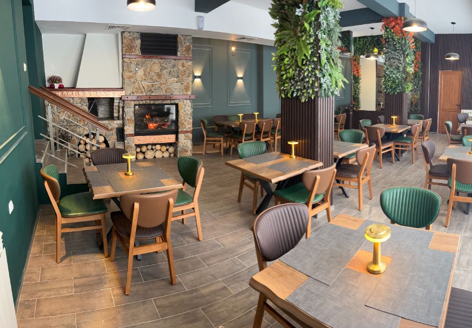 Почивка край Пампорово, м. Райковски ливади до Смолян: Нощувка на човек в НОВООТКРИТИЯ хотел Родопе, снимка 12