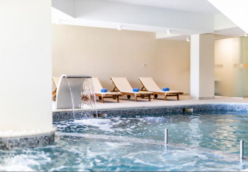 СПА почивка в Свети Влас: Нощувка на човек със закуска + басейн и релакс център НОВООТКРИТИЯ хотел Лагуна СПА, снимка 8