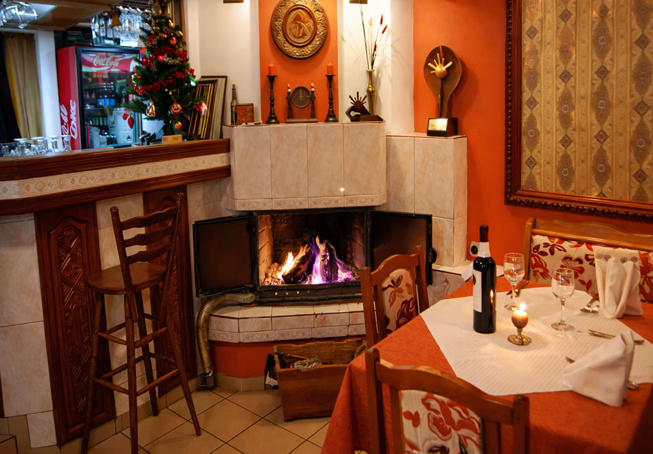 Почивка в Трявна: Нощувка на човек със закуска и възможност за обяд и вечеря от Балабановата къща, снимка 8