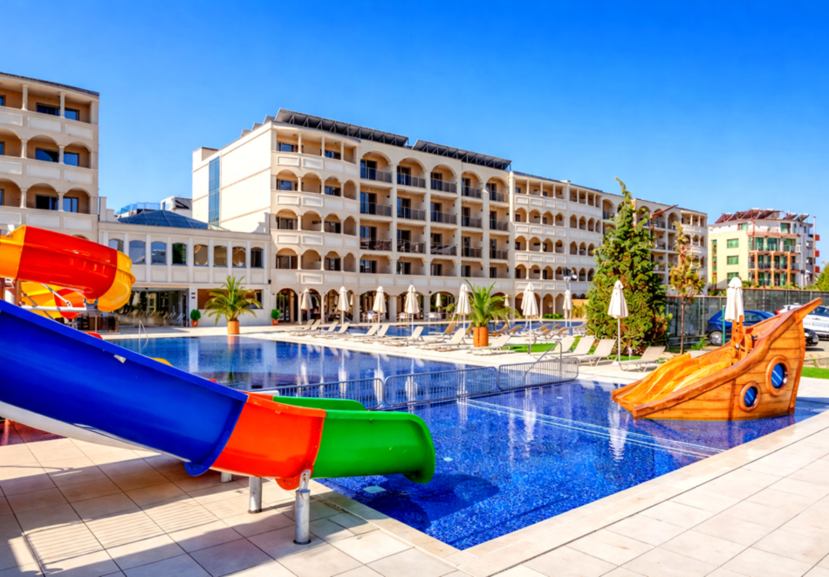 Почивка в Приморско: All Inclusive на човек + безплатен чадър и два шезлонга на северния плаж + безплатен мини-аква парк и безплатен паркинг от хотел Белведере Александрия клуб*****, снимка 3