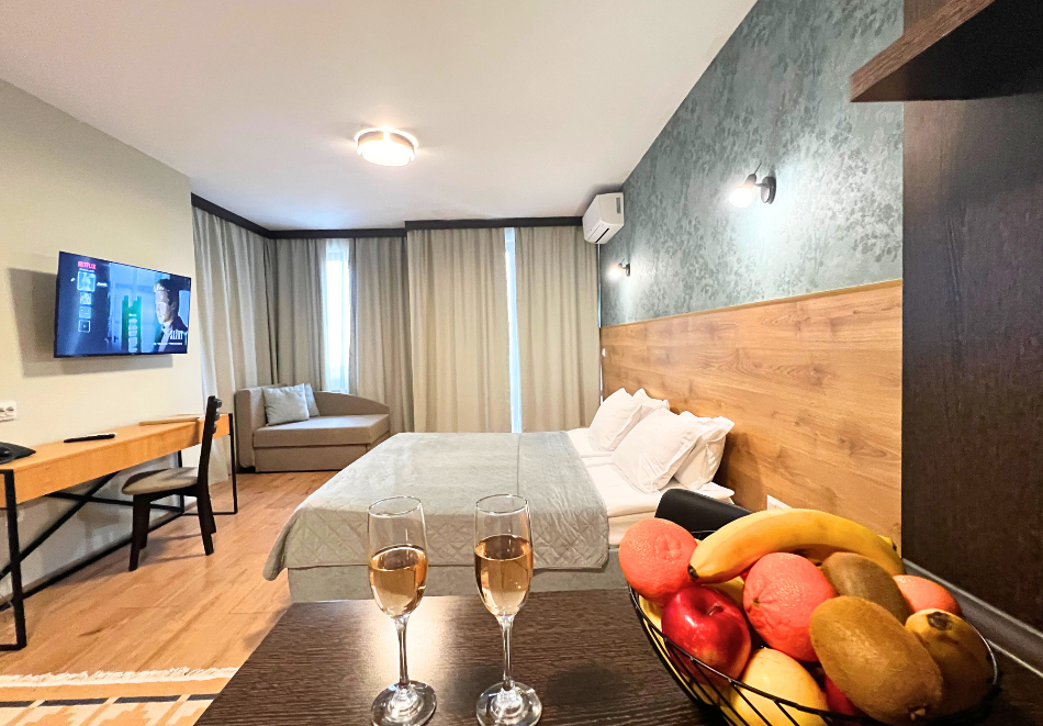 Пролетно бягство в планината до 30.04 в Банско: Нощувка на човек със закуска + басейн и релакс зона в хотел Сейнт Джордж Ски & Холидей****, снимка 14