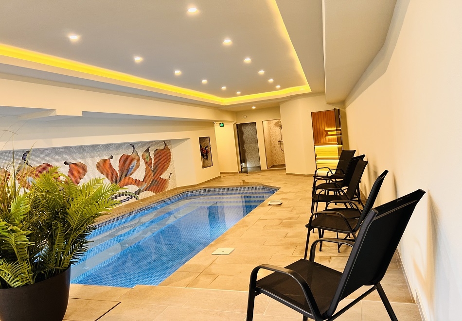 Великден във Велинград: 3 нощувки на човек със закуски + минерален басейн и релакс зона в Семеен хотел Ардо Вел, снимка 4