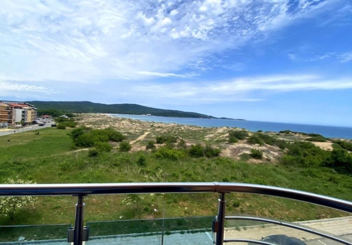 От 01.07 до 25.09 на море в Приморско: Нощувка на човек със закуска и с възможност за вечеря + разходка с яхта от хотел Пенелопе***, снимка 8