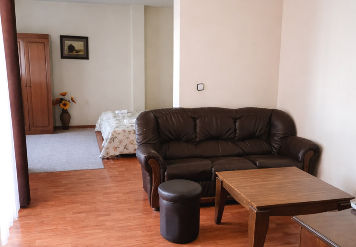 Почивка в Банско: 2 или 4 нощувки на човек със закуски и вечери на сет меню в Семеен хотел Холидей Груп, снимка 6