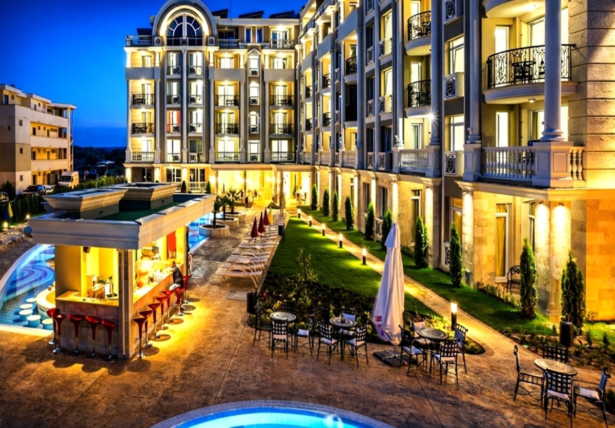 Почивка в Слънчев бряг: All Inclusive на човек + басейн, водна пързалка и джакузи от Рена Александрия клуб****. Дете до 13.99г - БЕЗПЛАТНО!, снимка 2