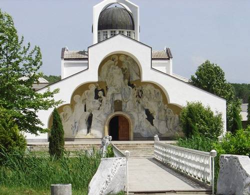 Ана Травел Финивер ООД