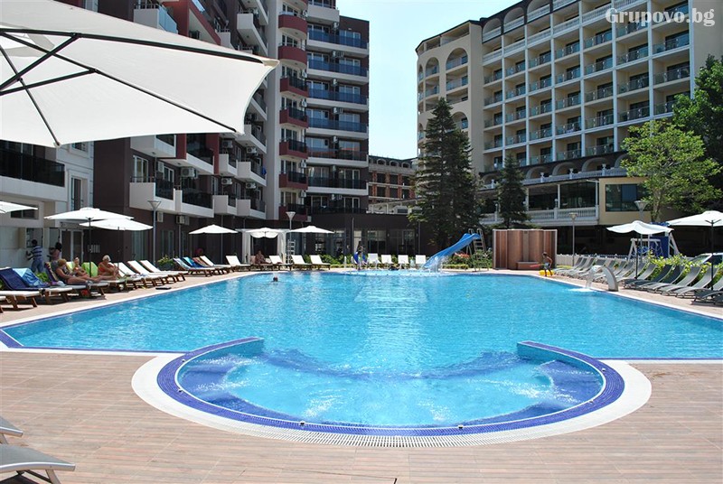 Апартаменти Ди и Си Адмирал Плаза, снимка 2