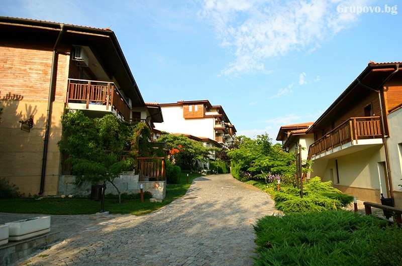 Апартаменти Ди и Си  Райска градина, Свети Влас, снимка 10