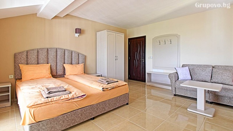 Бялата Къща, с. Огняново, снимка 4