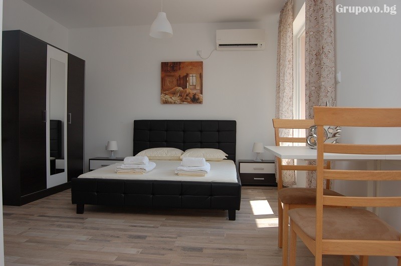 Апартаменти Елит Оазис, Поморие, снимка 8