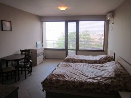 Апартаменти Бургас, снимка 2